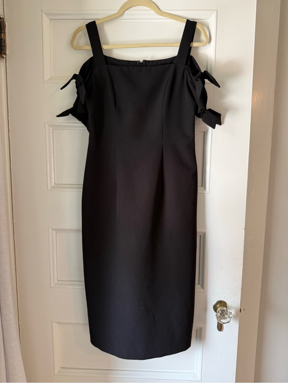 Maggy London Black Off-Shoulder Midi Dress with Bow Sleeves